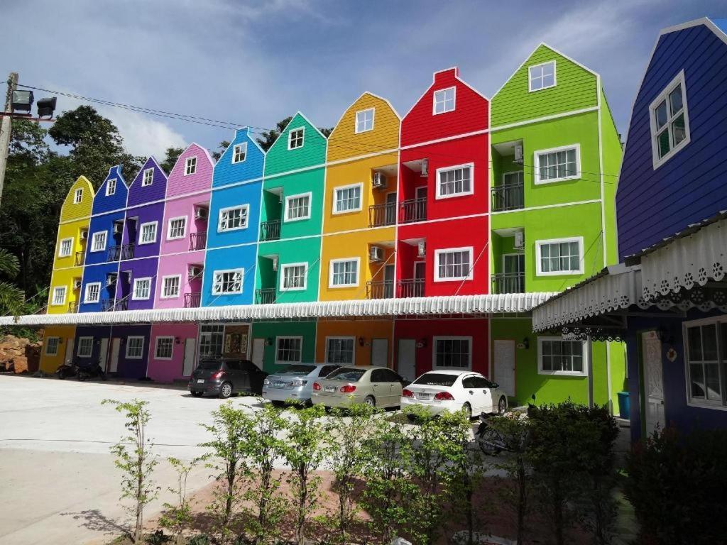 Holland Resort Phuket Extérieur photo