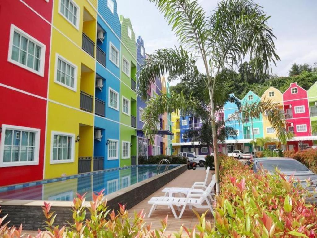 Holland Resort Phuket Extérieur photo